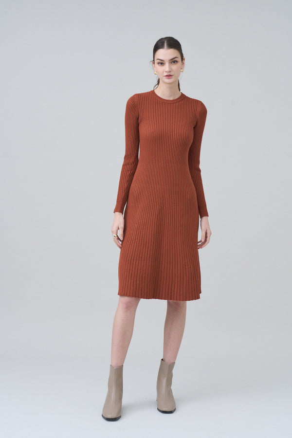 Autumn and winter slim fit and warm dress