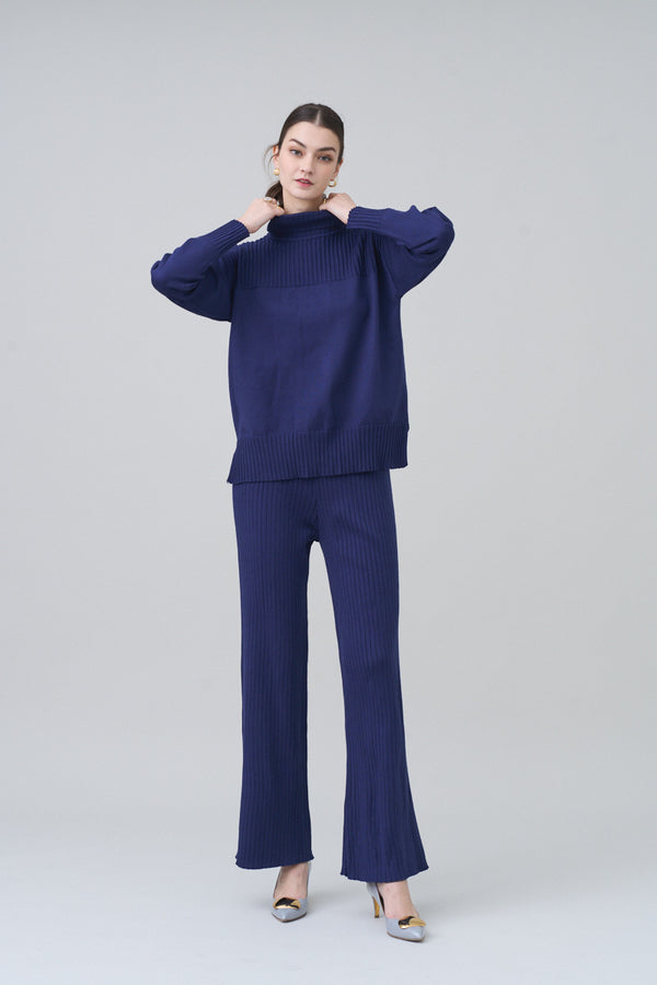 High collar knitted suit